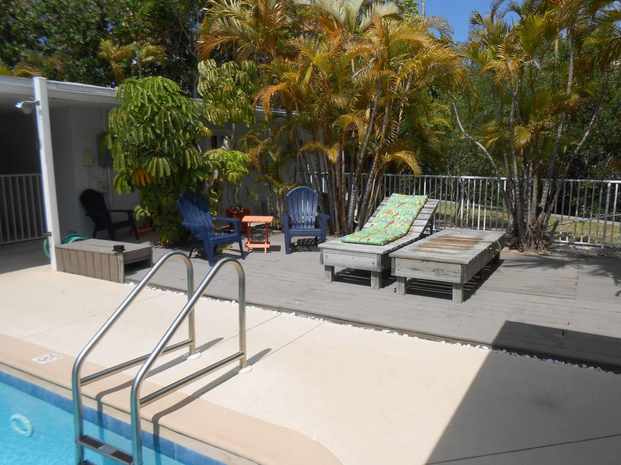 Sunshine Island Inn - Adults Only 萨尼贝尔 外观 照片